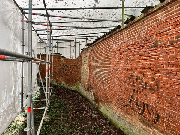 start restauratie monumentale muur den haag